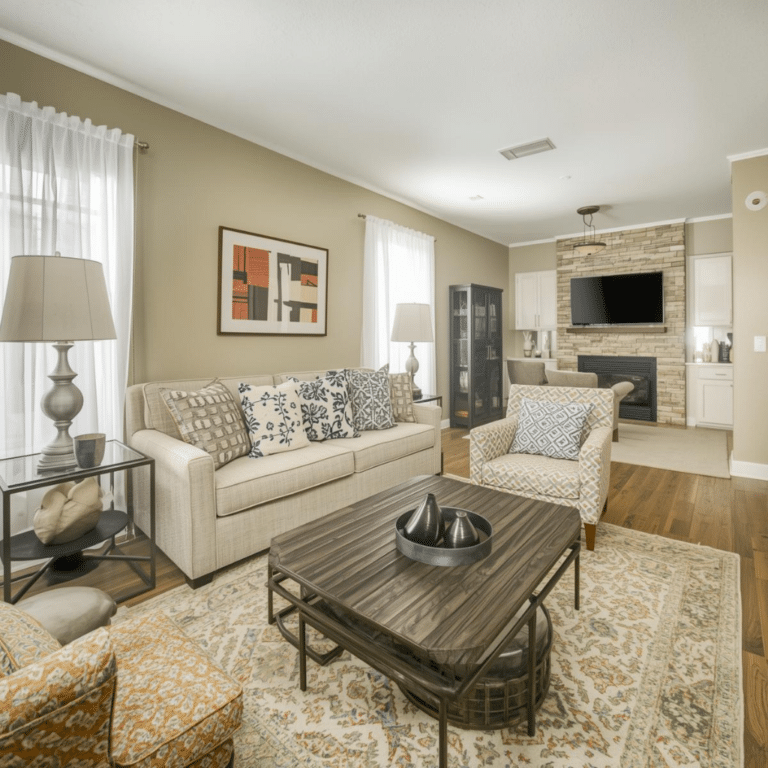 Gut Renovation vs Cosmetic Refresh: Which Does Your Des Moines Home Need?